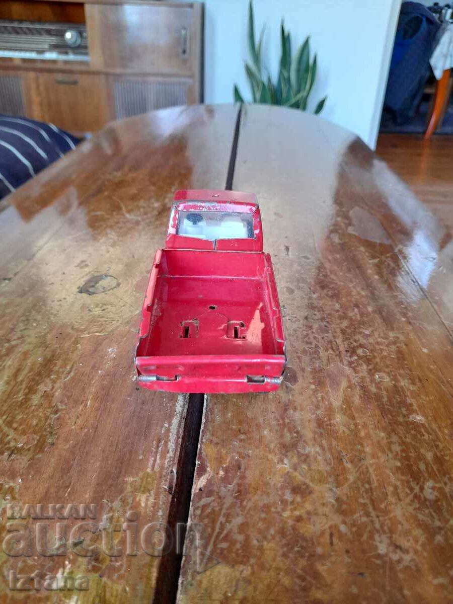 Доставка на Старо камионче Микро Доставка на Старо камионче Микро