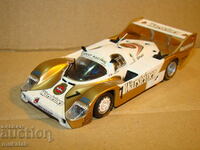 QUARTZO 1:43 PORSCHE 956 RALLY MODEL TROLLEY TOY LE MANS