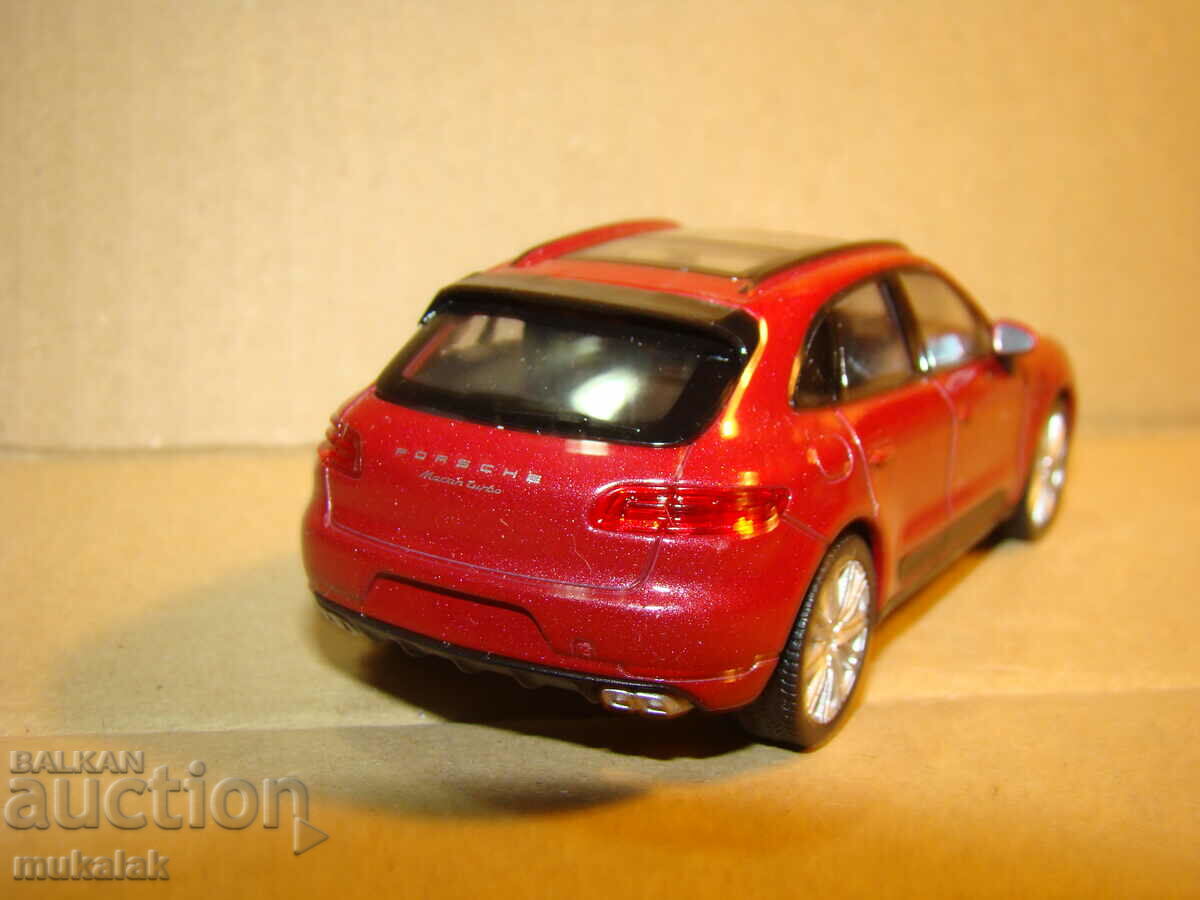 1:43 WELLY PORSCHE MACAN TURBO TOY CAR MODEL - 5 1:43 WELLY PORSCHE MACAN TURBO TOY CAR MODEL - 5