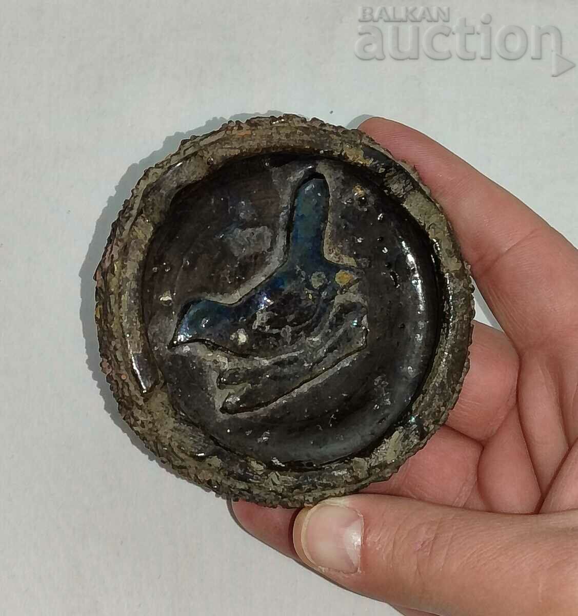 Auction  OLD ASHTRAY BIRD CERAMIC