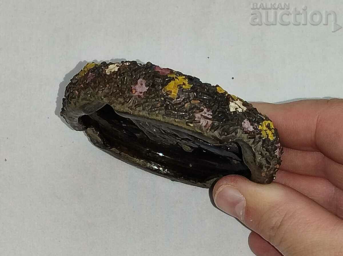 Delivery of OLD ASHTRAY BIRD CERAMIC