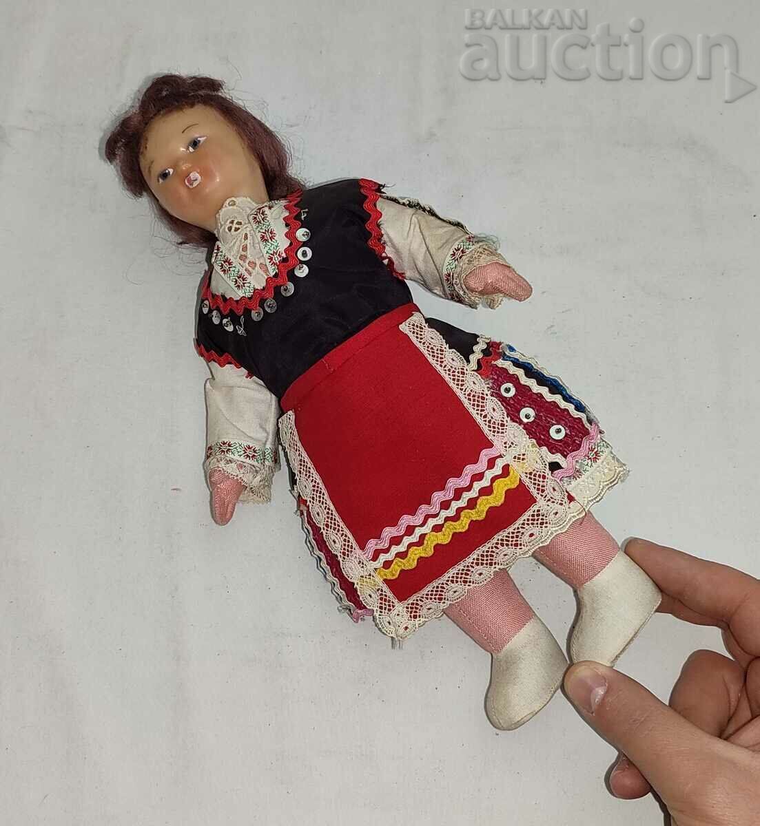 Auction OLD DOLL IN COSTUME FROM STAROSAZAGORSKO Auction OLD DOLL IN COSTUME FROM STAROSAZAGORSKO