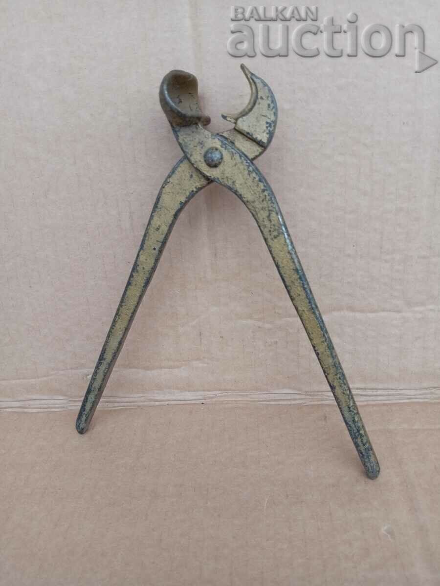 antique pliers tool retro vintage - 5 antique pliers tool retro vintage - 5