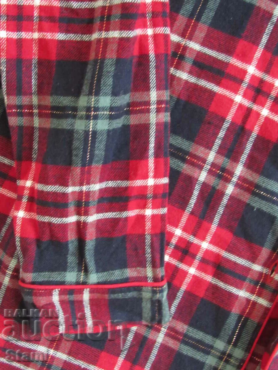 Women's Pajama Top NOT size S - 6 Women's Pajama Top NOT size S - 6