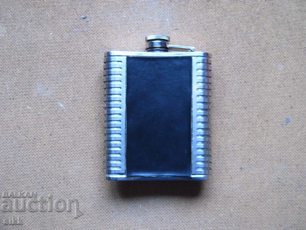 μανέρκα με τιμή 5.00 BGN | € 2.56 μανέρκα με τιμή 5.00 BGN | € 2.56