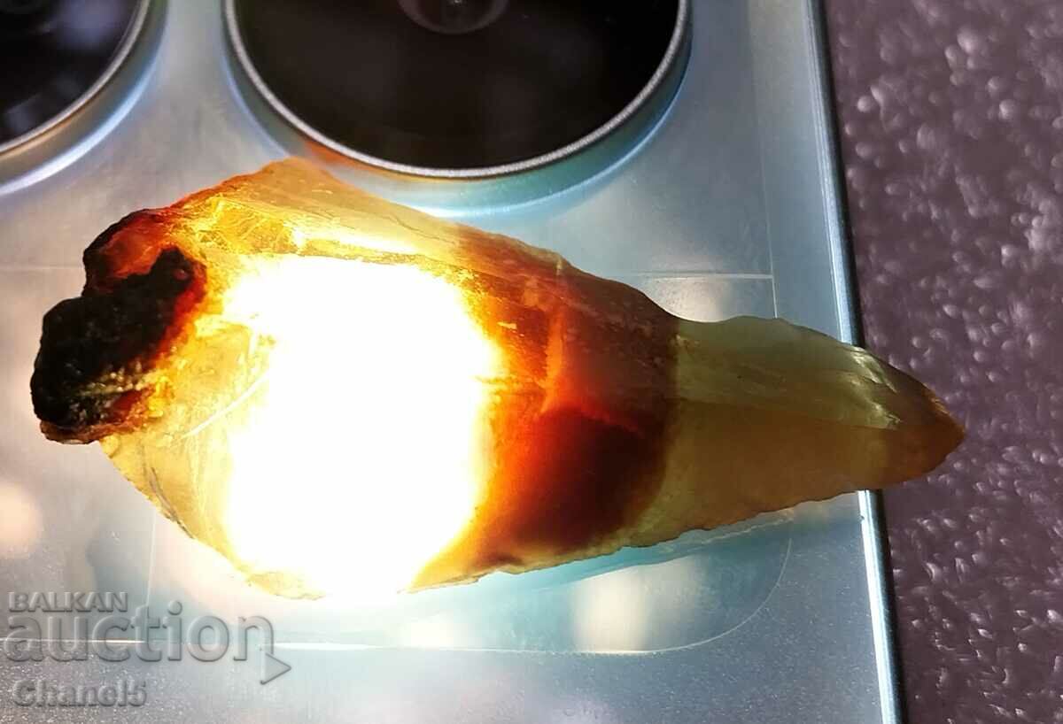 RAW NATURAL BALTIC AMBER - 9.75 carats (360) with price 19.00 BGN | € 9.71