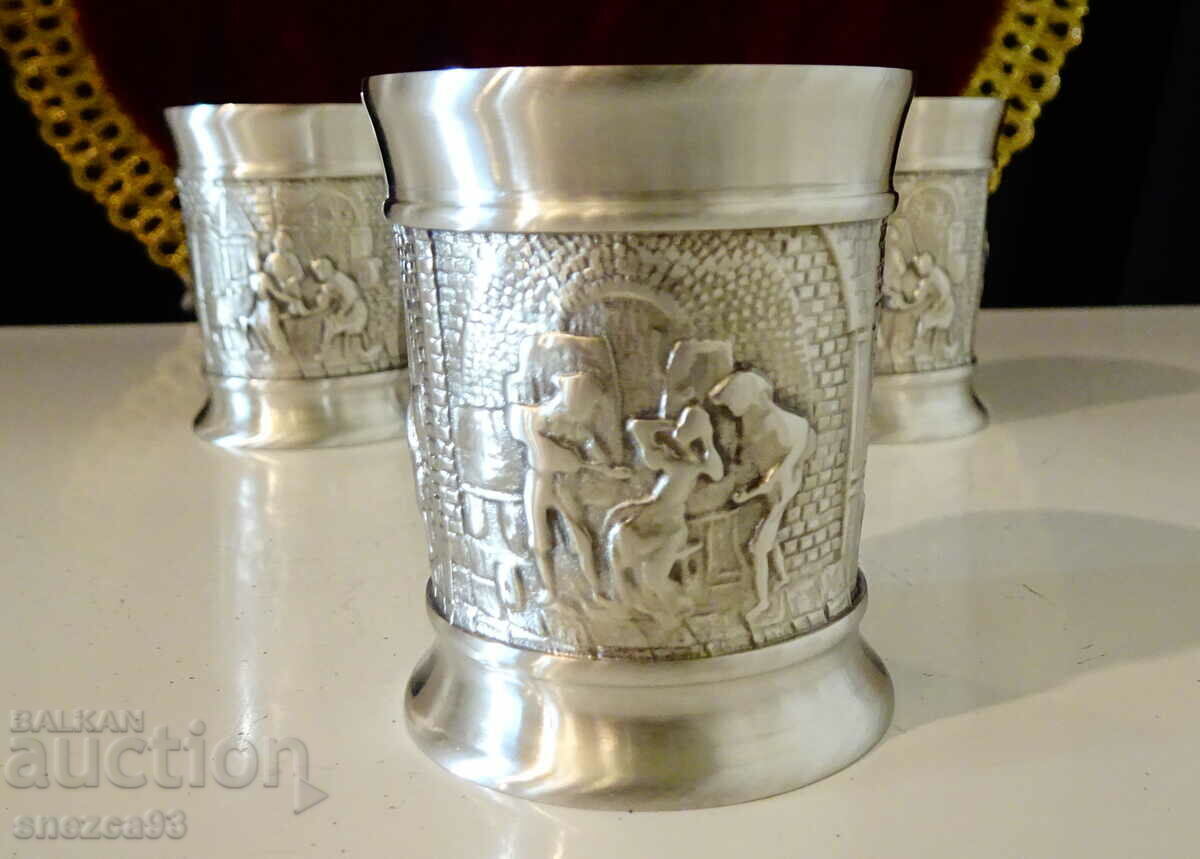 Auction Three pewter cups with relief pictures Wedding. Auction Three pewter cups with relief pictures Wedding.