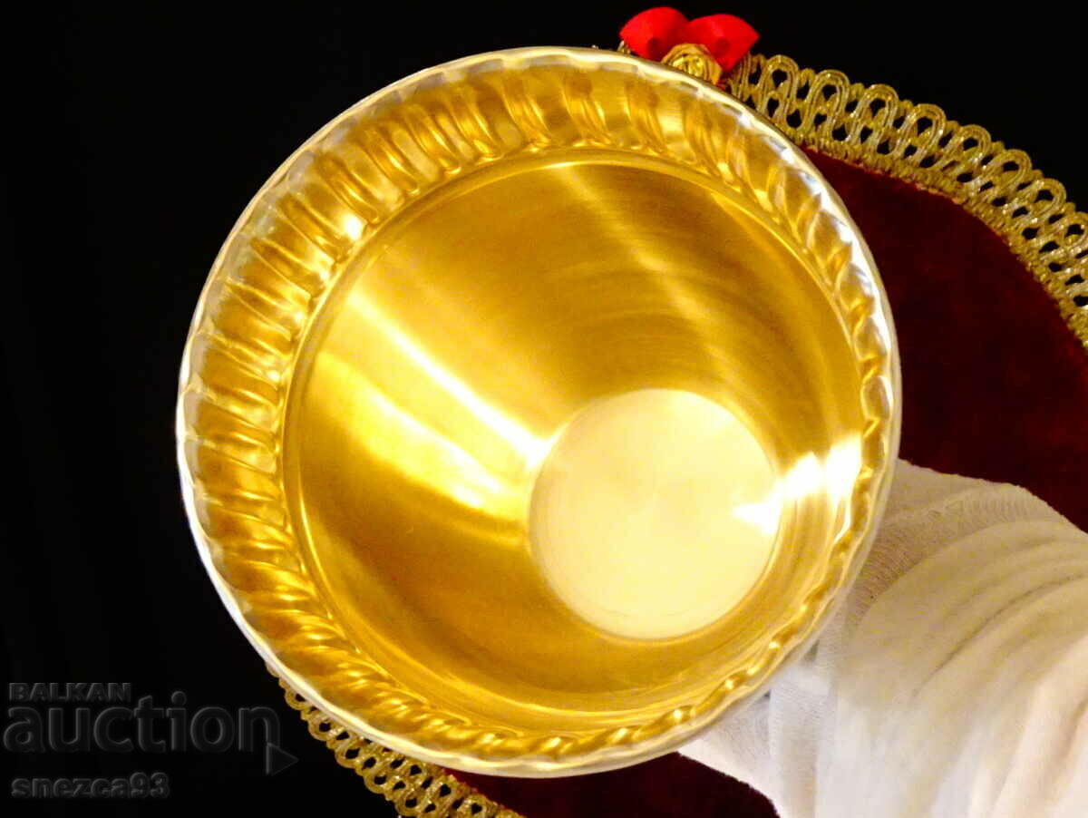 Silver-plated mug, tankard, cup, brass, 800 ml with price 59.00 BGN | € 30.17 Silver-plated mug, tankard, cup, brass, 800 ml with price 59.00 BGN | € 30.17