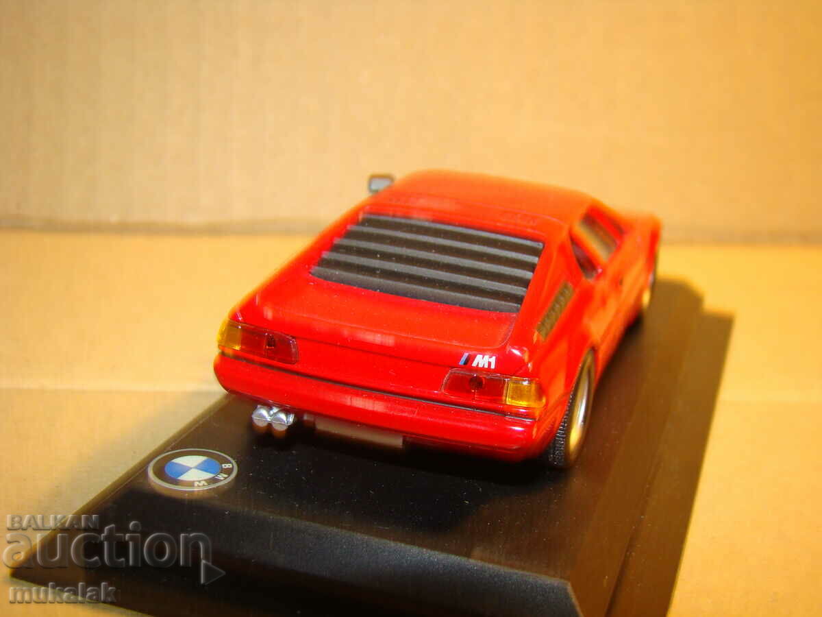 1:43 BMW M1 MODEL CAR TOY - 5 1:43 BMW M1 MODEL CAR TOY - 5