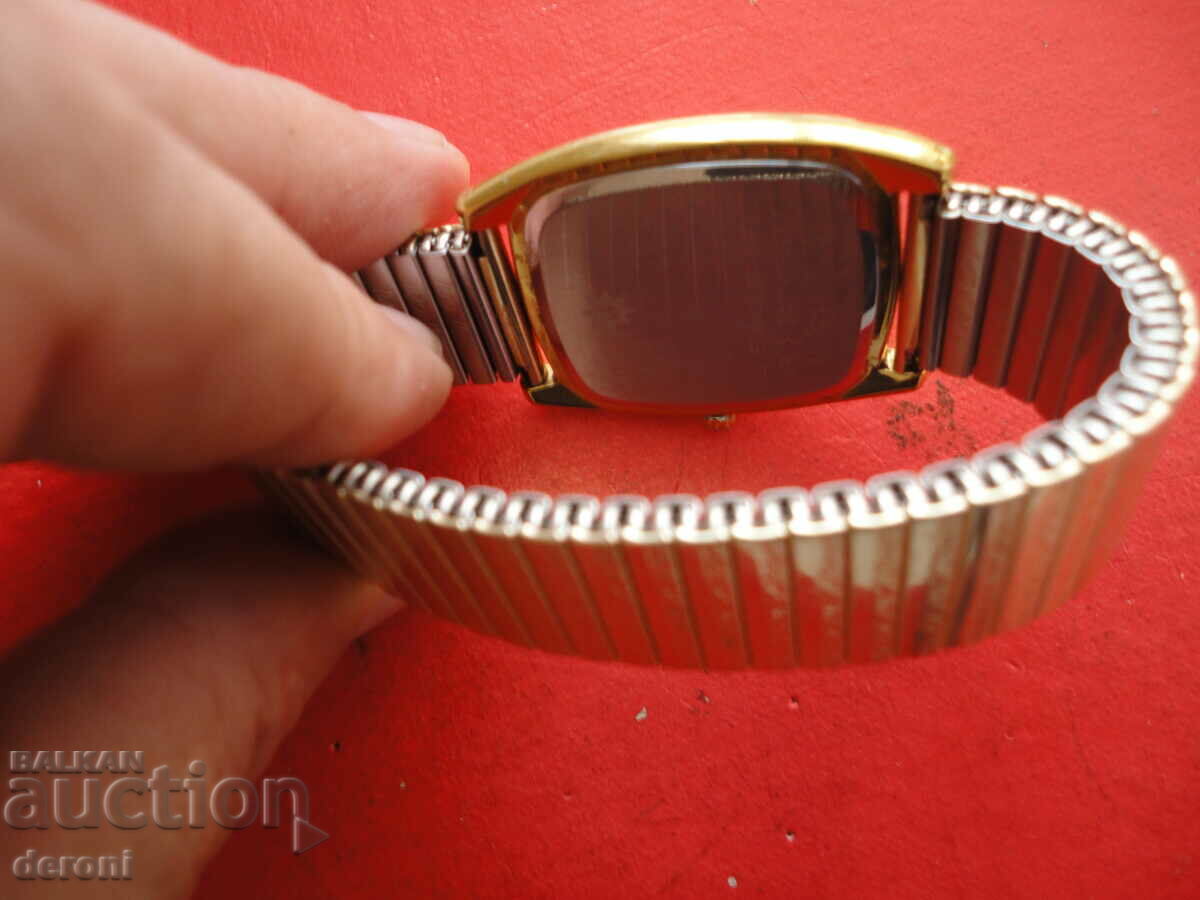 Auction  An amazing gold-plated Jonghans Quartz watch