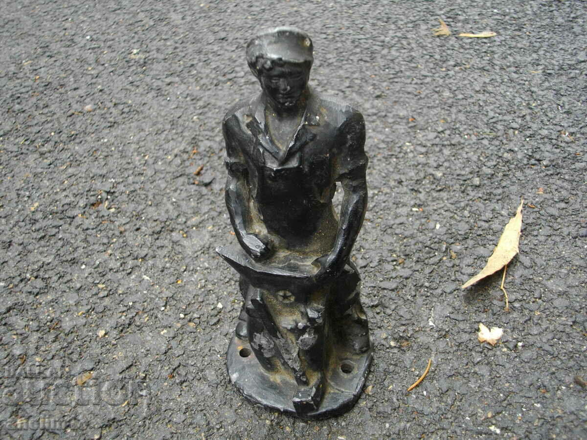 OLD METAL FIGURE BLACKSMITH STATUETTE