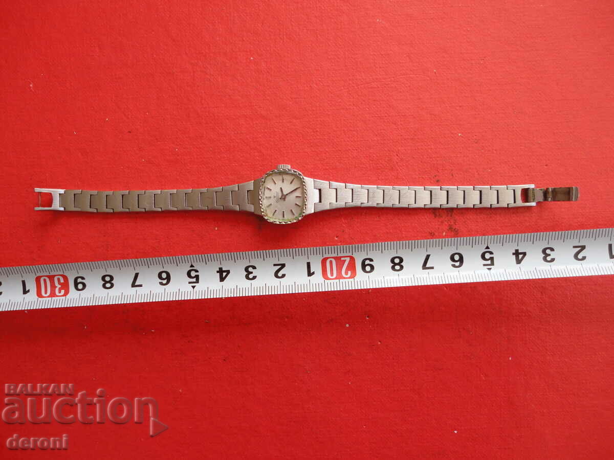 Exquisite women's watch with price 35.00 BGN | € 17.90 Exquisite women's watch with price 35.00 BGN | € 17.90