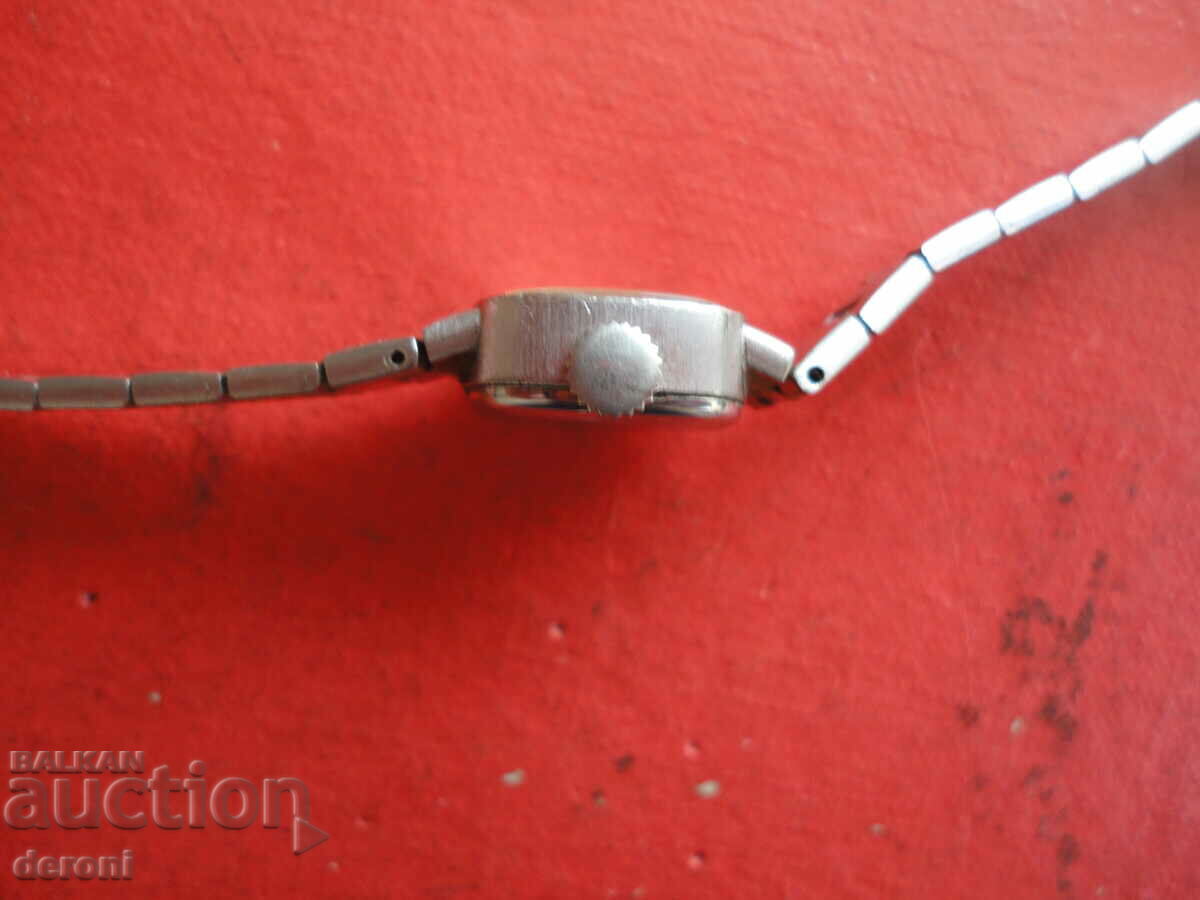 Delivery of Exquisite women's watch Delivery of Exquisite women's watch