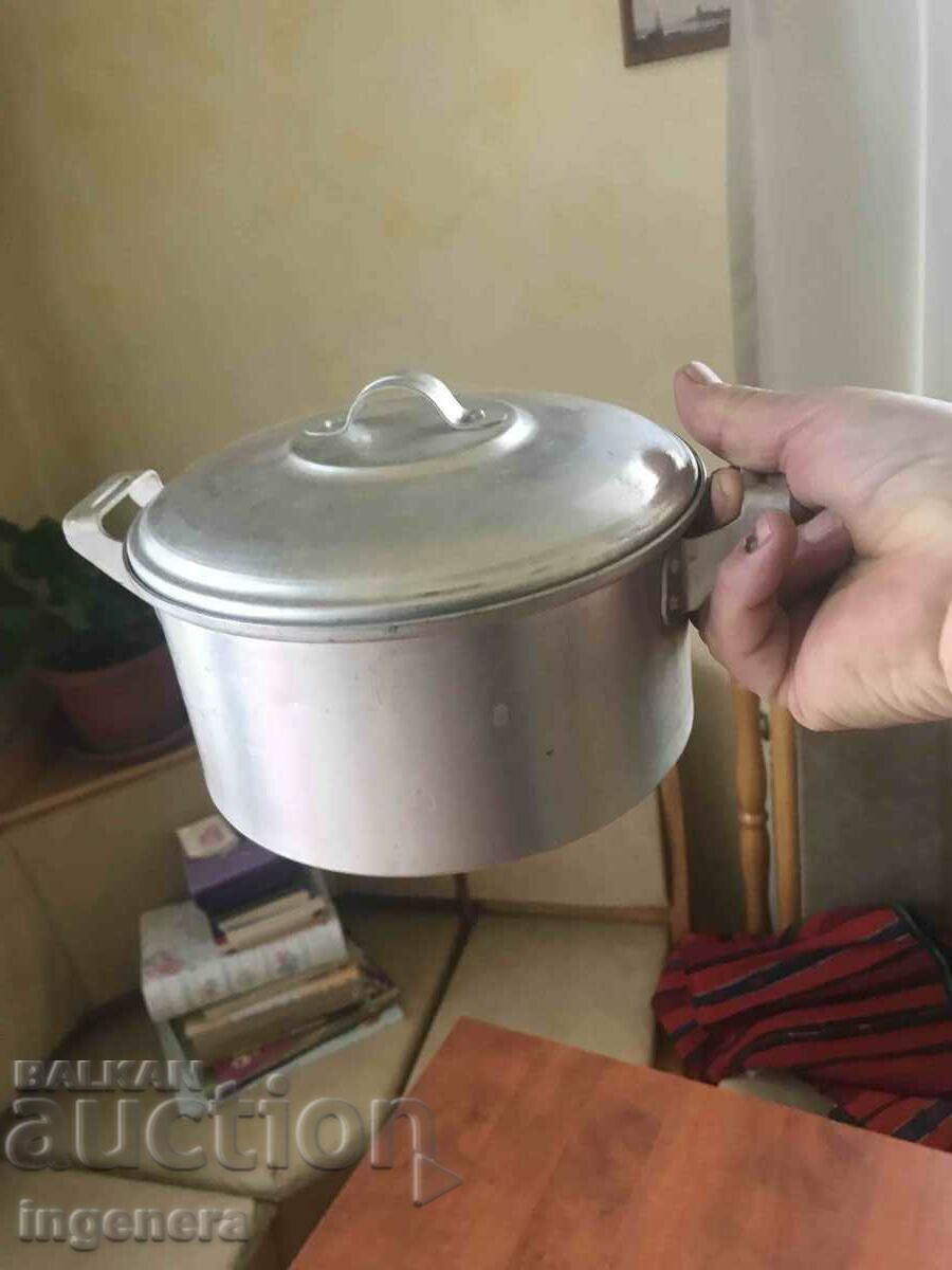 Auction ALUMINUM POT FROM SOCSA MARKED Auction ALUMINUM POT FROM SOCSA MARKED
