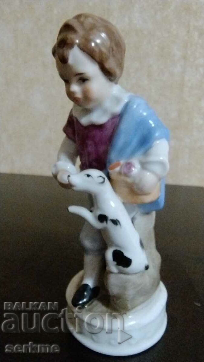 Φιγούρα από πορσελάνη με τιμή 20.00 BGN | € 10.23 Φιγούρα από πορσελάνη με τιμή 20.00 BGN | € 10.23