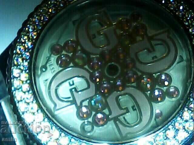 beautiful 4asovnik guess raboti bes batri with price 20.00 BGN | € 10.23 beautiful 4asovnik guess raboti bes batri with price 20.00 BGN | € 10.23