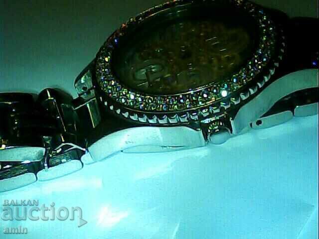 Auction beautiful 4asovnik guess raboti bes batri Auction beautiful 4asovnik guess raboti bes batri