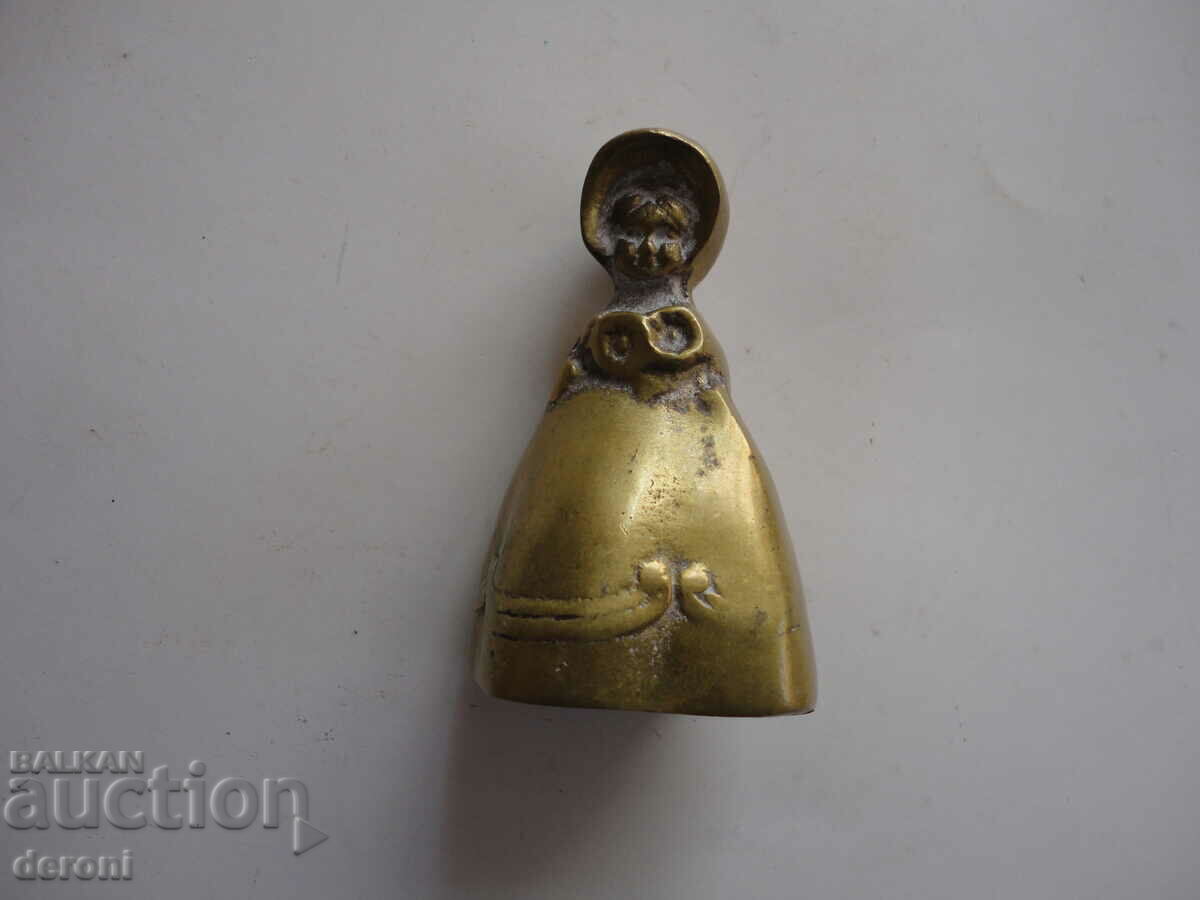 Auction  Antique bronze figurine figure plastic