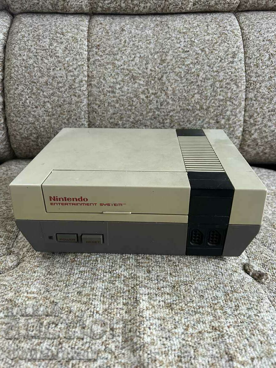 Стара Игрова Конзола Nintendo