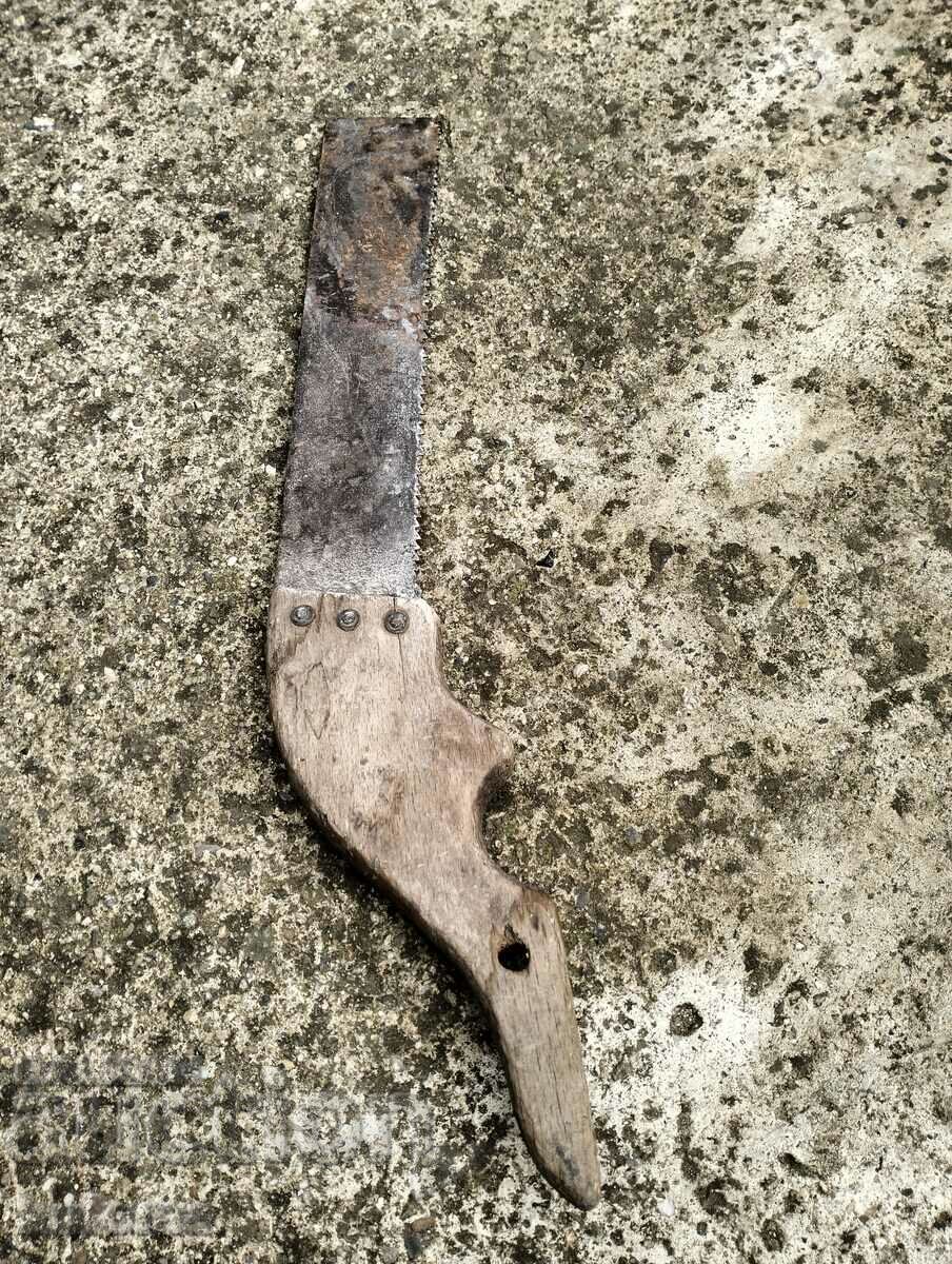 Licitație Ferăstrău de mână vechi