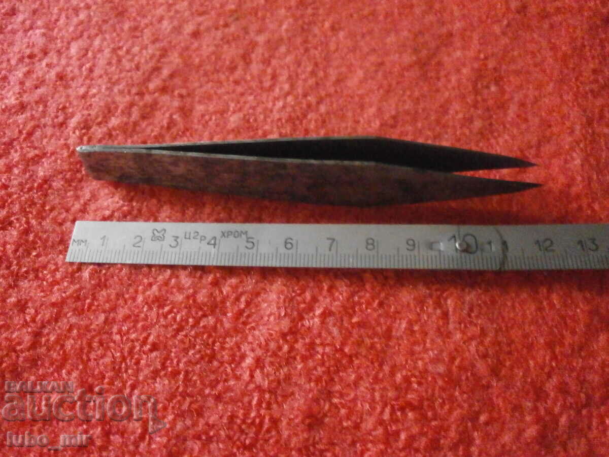 OLD QUALITY TWEEZERS - 6 OLD QUALITY TWEEZERS - 6