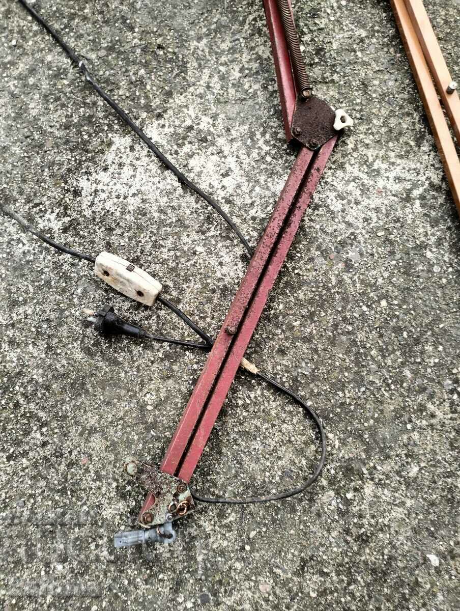 Licitație Desen lumini pentru piese sau restaurare