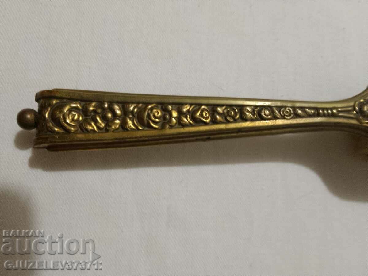 Old aristocratic nice clothes brush with embroidery rec - 6 Old aristocratic nice clothes brush with embroidery rec - 6