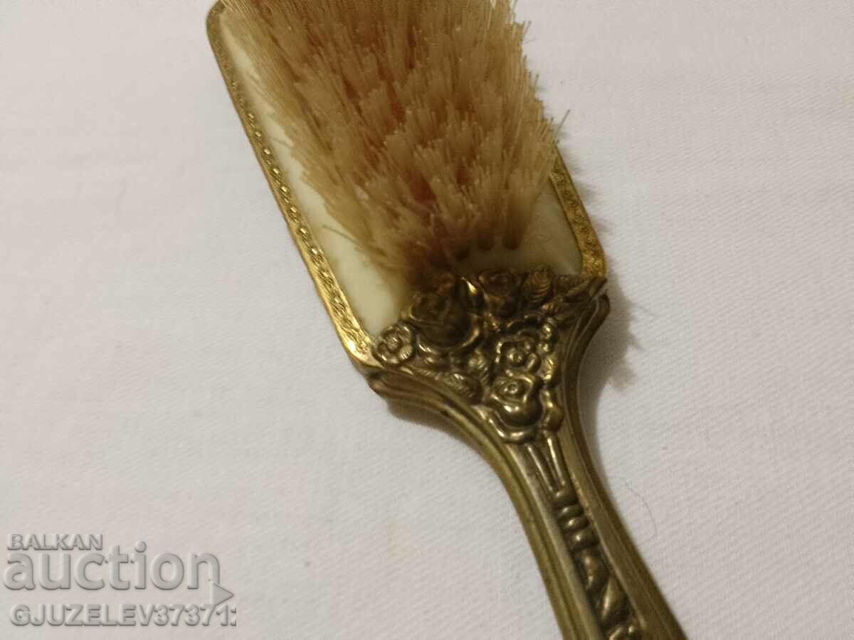 Old aristocratic nice clothes brush with embroidery rec - 7 Old aristocratic nice clothes brush with embroidery rec - 7