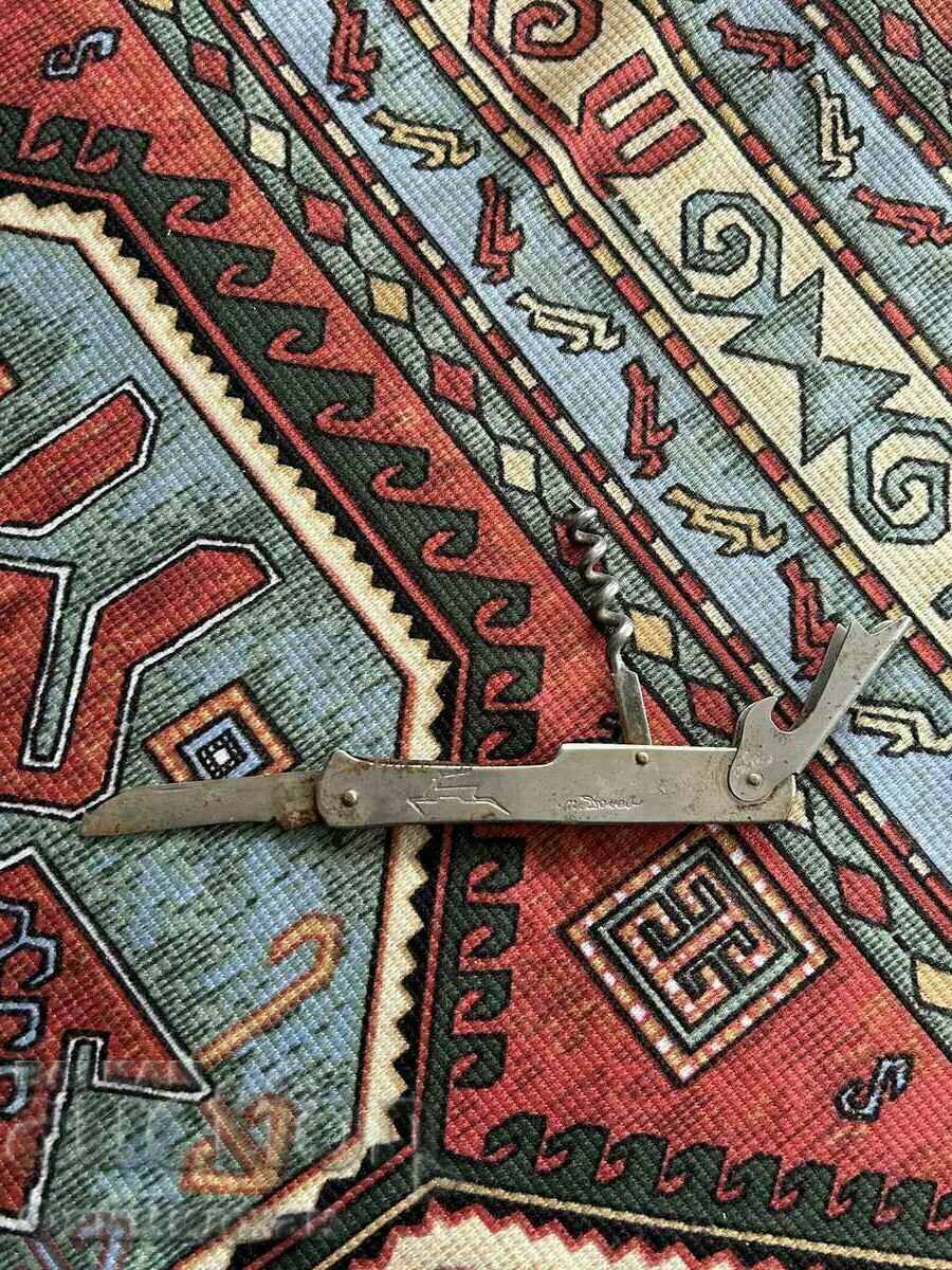 Old. Pocket knife