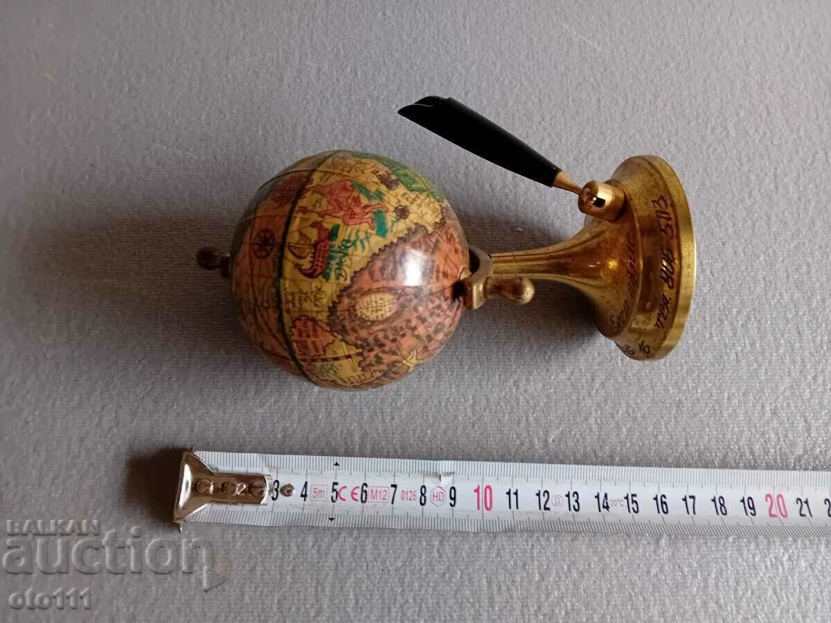 Delivery of CHEMICAL PEN HOLDER - GLOBE Delivery of CHEMICAL PEN HOLDER - GLOBE