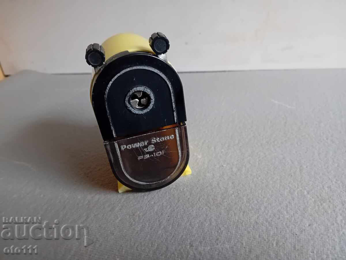 OLD JAPANESE PENCIL SHARPENER with price 40.00 BGN | € 20.45 OLD JAPANESE PENCIL SHARPENER with price 40.00 BGN | € 20.45