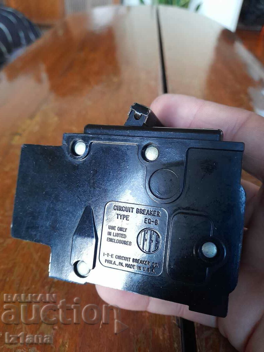 Delivery of Old fuse, fuses, fuse Delivery of Old fuse, fuses, fuse