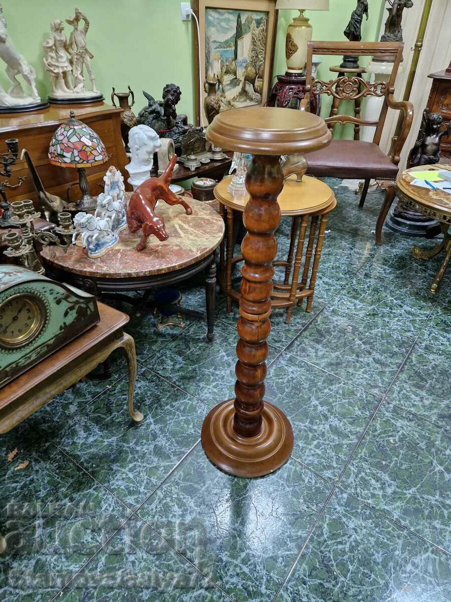 A great antique wooden Dutch column