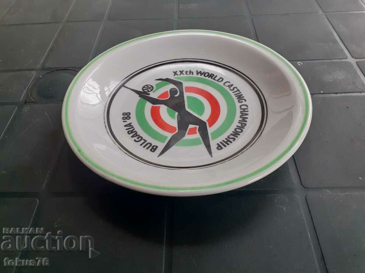 Auction Plate Bulgarian porcelain Wrist - plate Auction Plate Bulgarian porcelain Wrist - plate