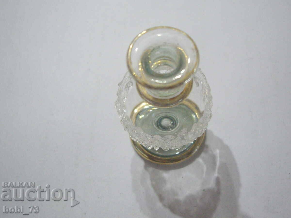 Very small glass bottles. with price 10.00 BGN | € 5.11 Very small glass bottles. with price 10.00 BGN | € 5.11