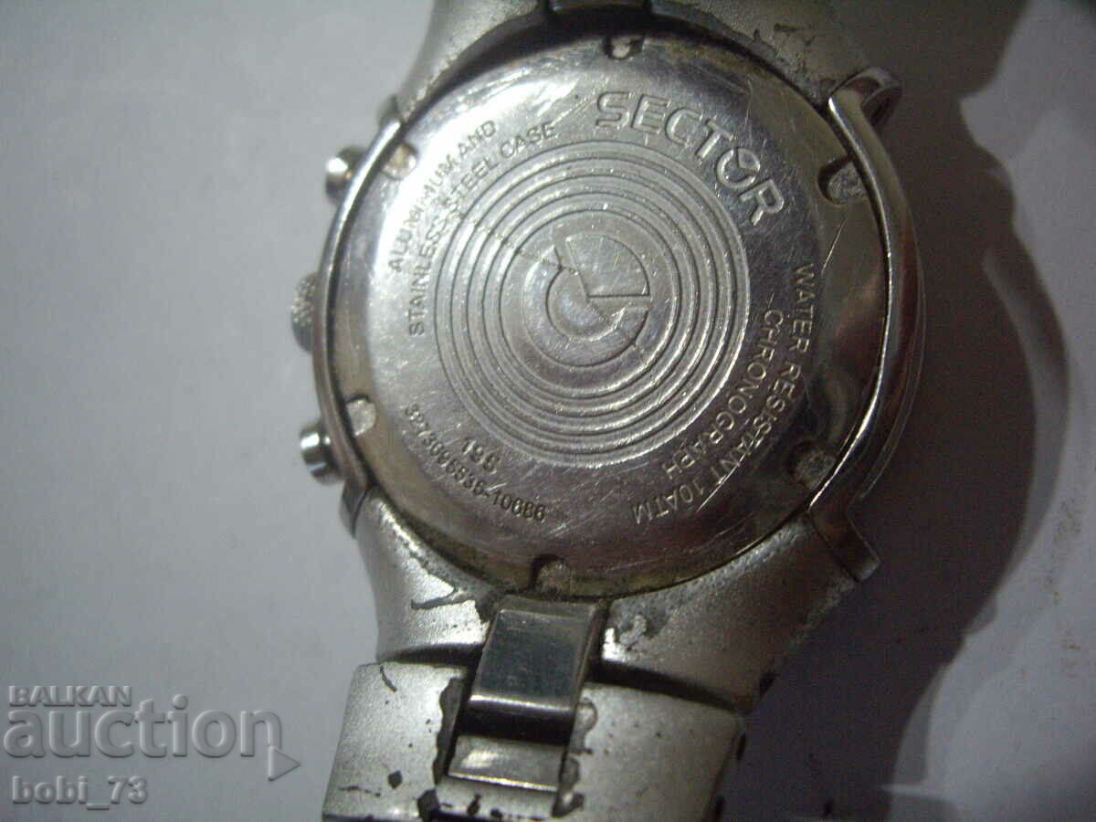 Auction  Old working chronograph watch.