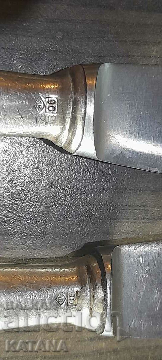 Delivery of Silver-plated knife Delivery of Silver-plated knife