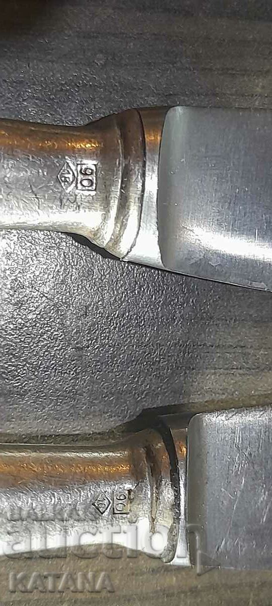 Delivery of Silver-plated knife