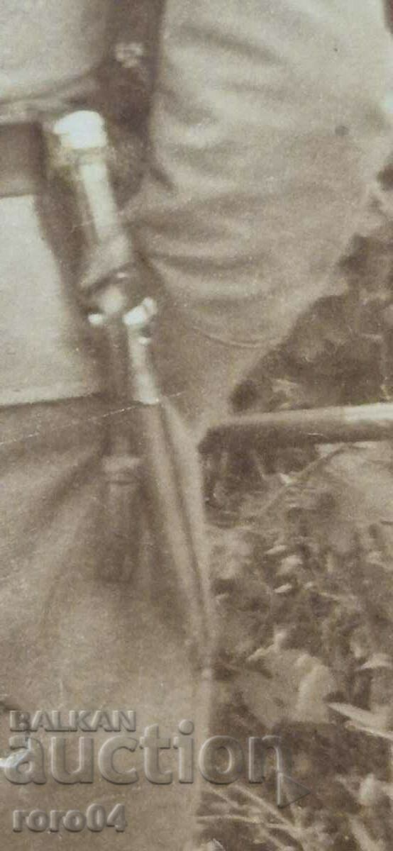 Auction BULGARIAN OFFICER - STICK - KORTIK - TEMLYAK - WW I Auction BULGARIAN OFFICER - STICK - KORTIK - TEMLYAK - WW I