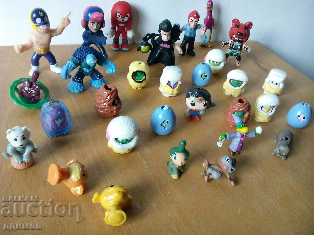30 pieces of toys from Kinder Surprise and others with price 10.00 BGN | € 5.11 30 pieces of toys from Kinder Surprise and others with price 10.00 BGN | € 5.11