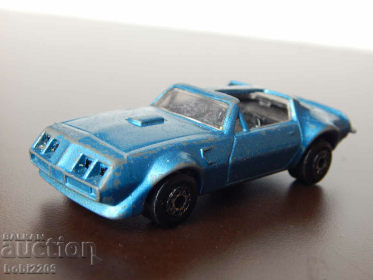 Blue Pontiac Cabrio MATCHBOX Bulgaria Universal 1988