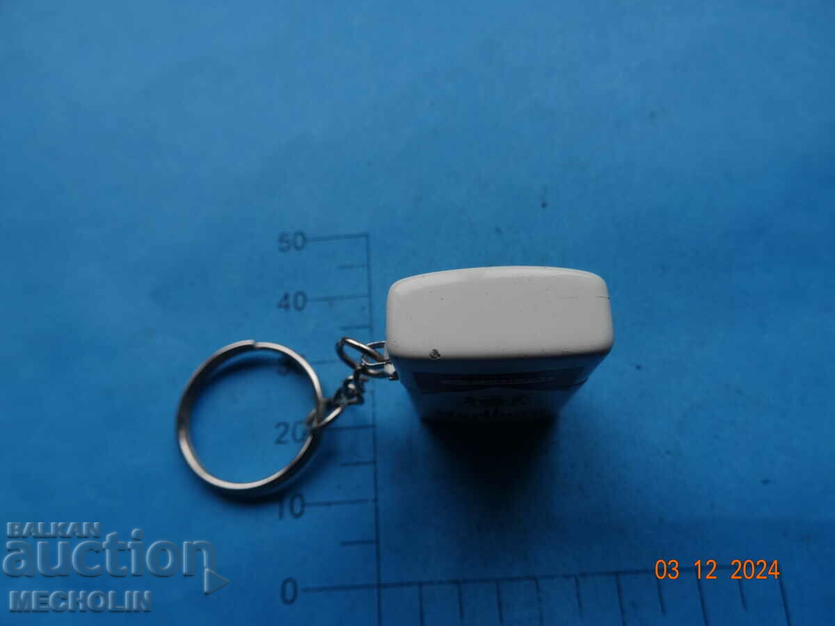 Auction OLD ADVERTISING LIGHTER MARLBORO PETROL Auction OLD ADVERTISING LIGHTER MARLBORO PETROL