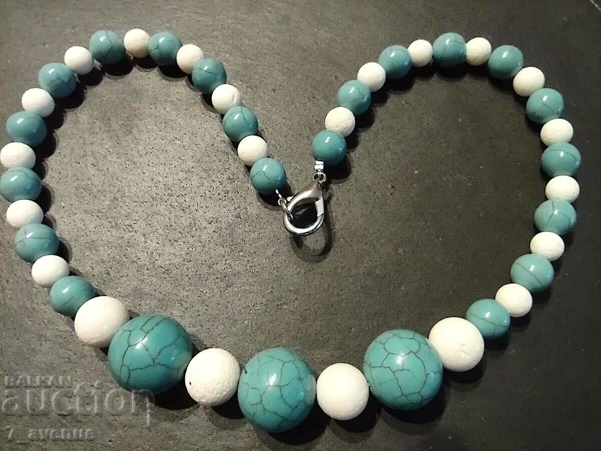 Delivery of Necklace necklace, jewelry white Corals and Howlite 5.12.24 Delivery of Necklace necklace, jewelry white Corals and Howlite 5.12.24