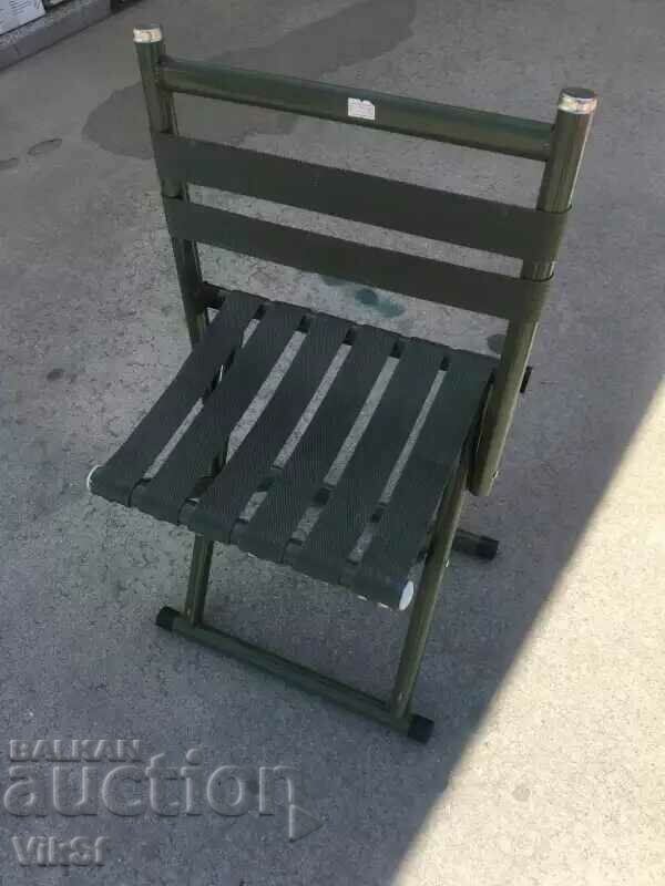 Scaun pliant Universal, Cu spatar, 29x28x62 cm, Albastru/Verde cu preț 21.50 BGN | € 10.99 Scaun pliant Universal, Cu spatar, 29x28x62 cm, Albastru/Verde cu preț 21.50 BGN | € 10.99