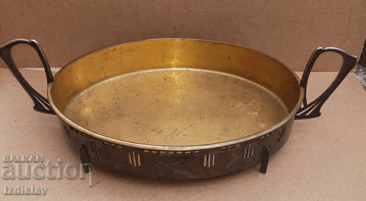 Старинна фруктиера Австро- Унгария,позлатена и посребрена с цена € 155.00 | 303.15 лв. Старинна фруктиера Австро- Унгария,позлатена и посребрена с цена € 155.00 | 303.15 лв.