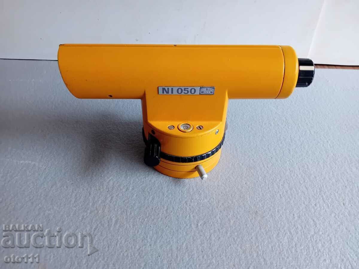 THEODOLITH CARL ZEISS/JENA THEODOLITH CARL ZEISS/JENA