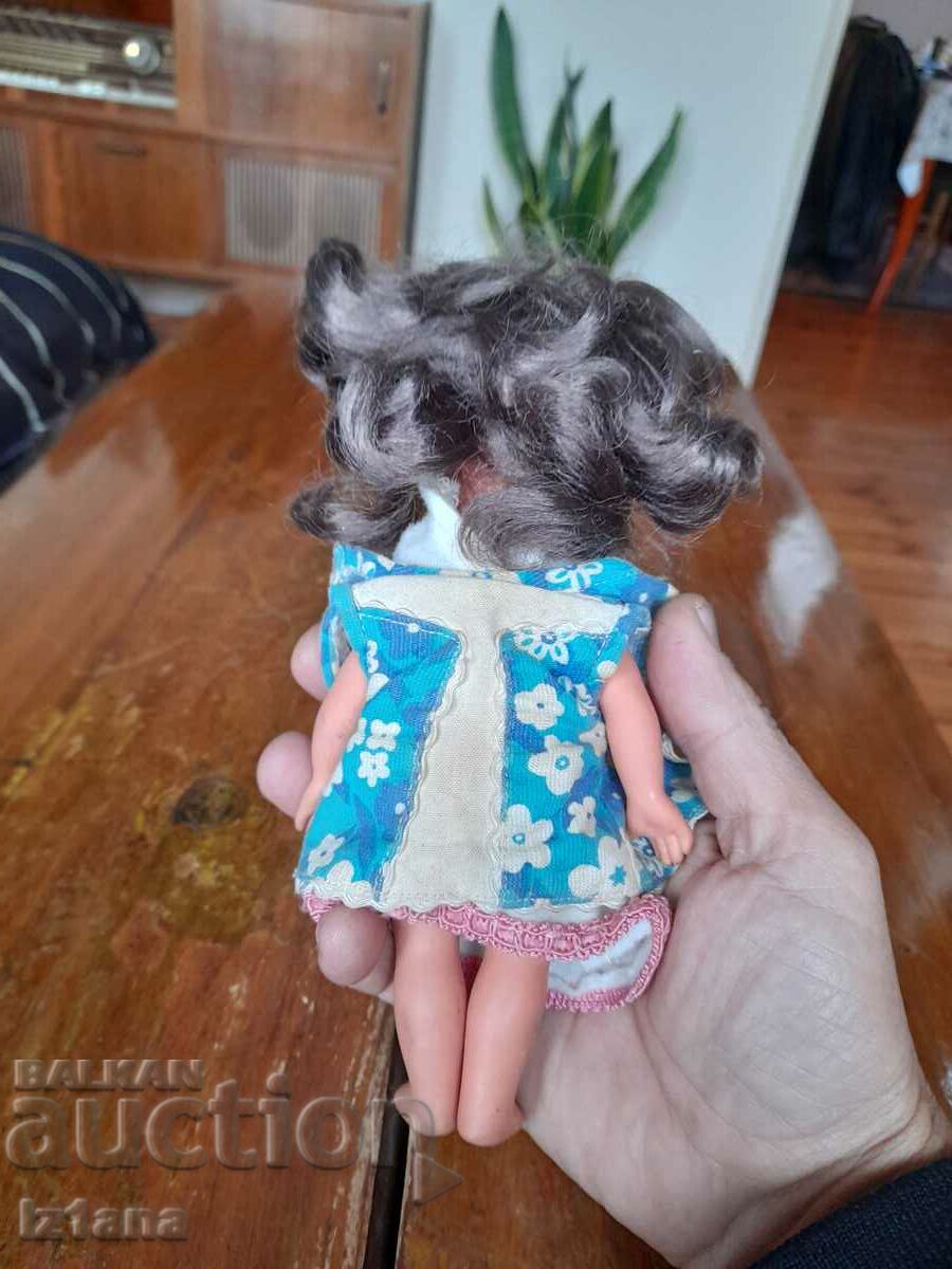 Δημοπρασία Παλιά κούκλα Δημοπρασία Παλιά κούκλα