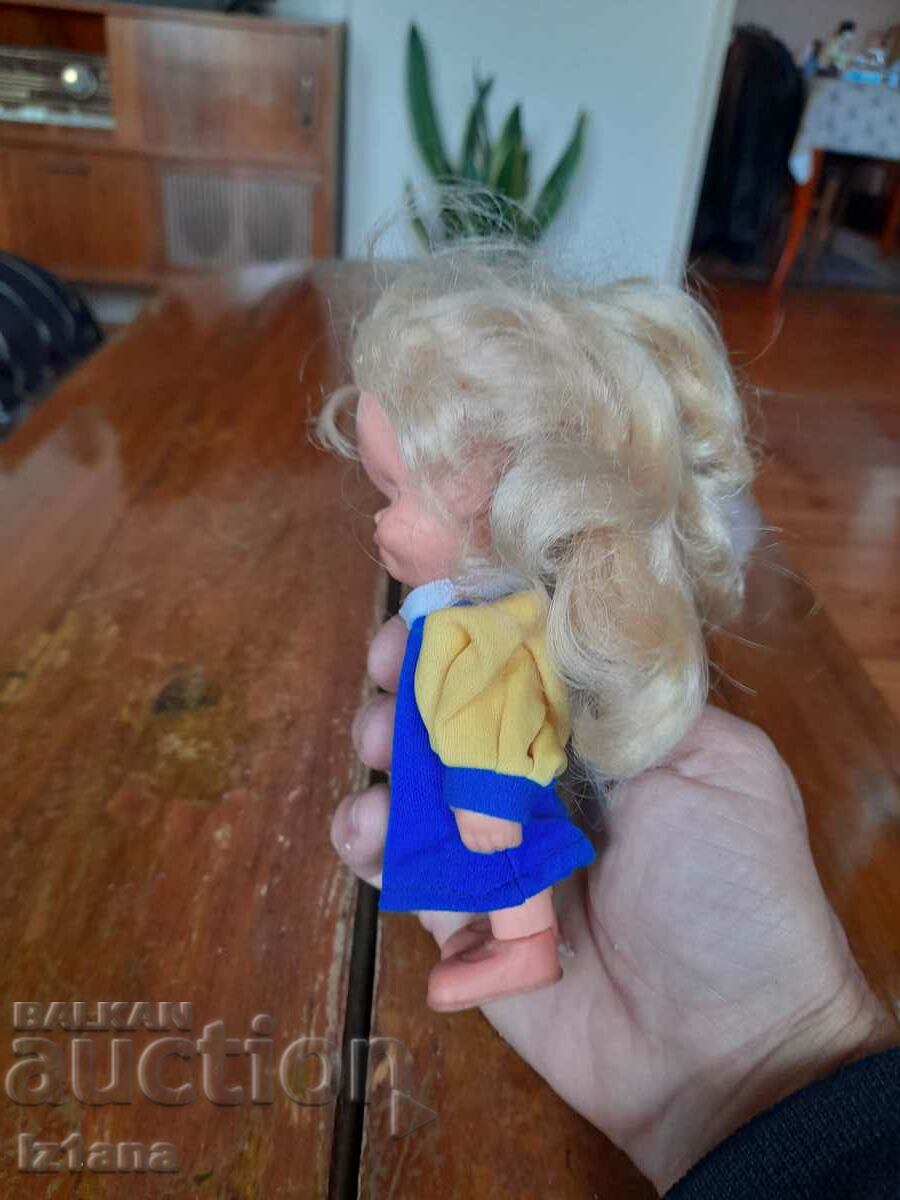 Delivery of Old doll Delivery of Old doll