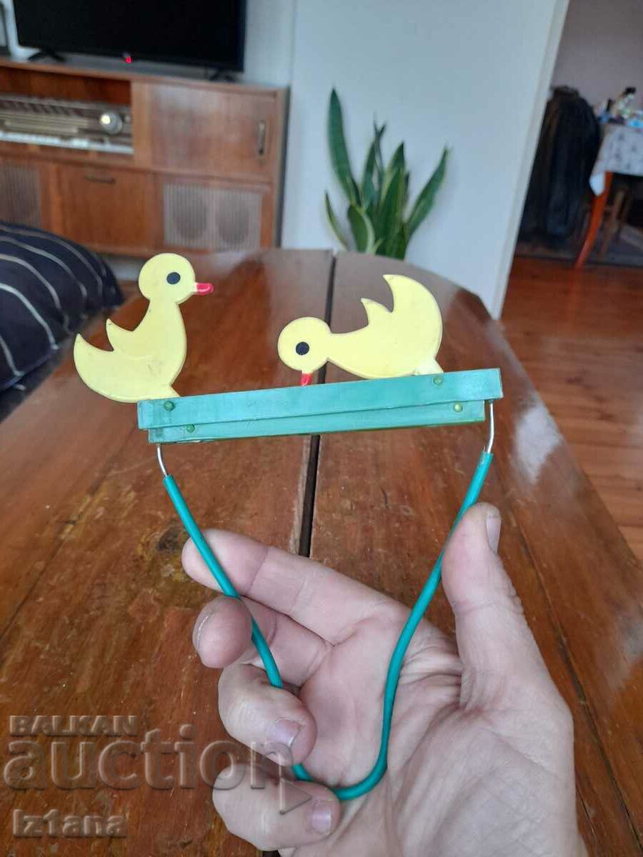 Auction An old children's toy Auction An old children's toy