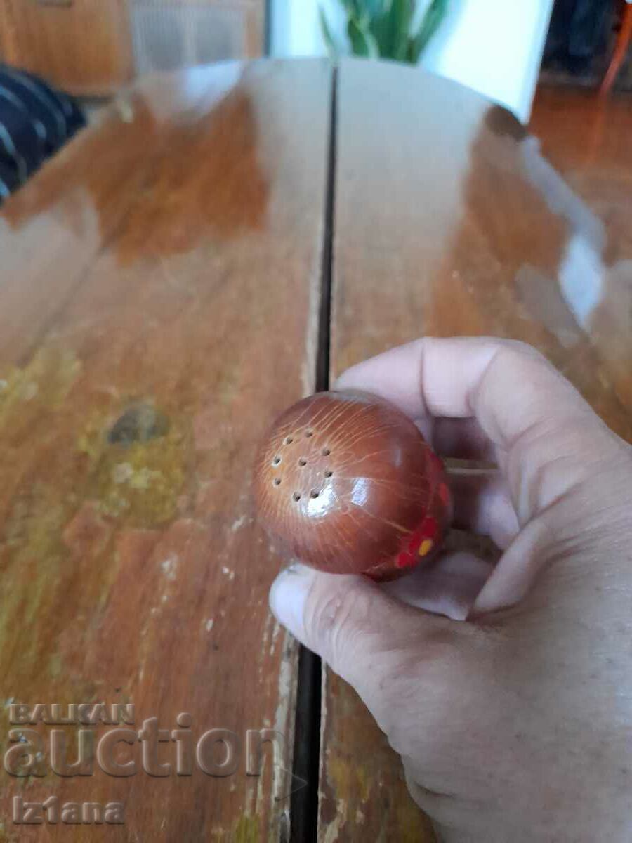 Old wooden salt shaker - 5 Old wooden salt shaker - 5